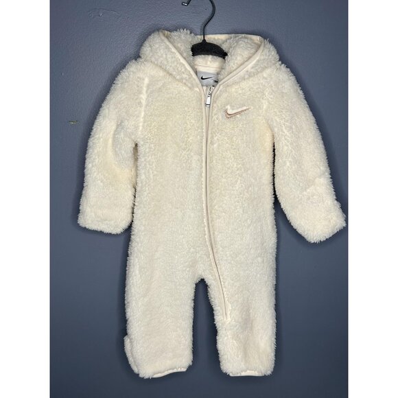 Nike Coat Infant 6M Cream Sherpa Fleece Hooded Zip Coverall Bunting Suit Swoosh - Picture 1 of 10